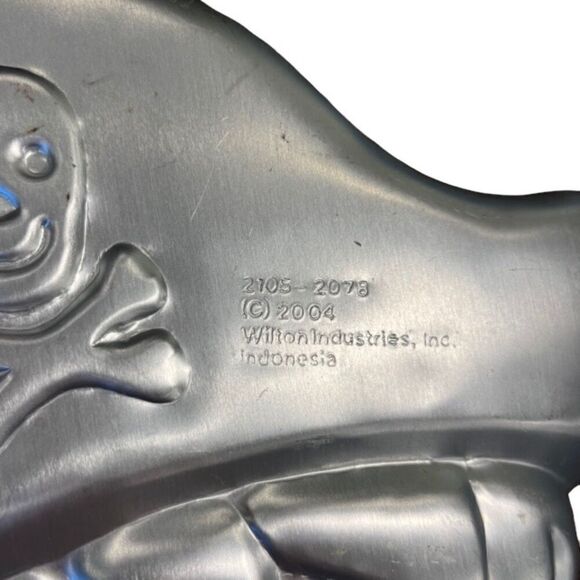 Wilton 2004 Little Pirate Cake Pan. - Picture 3 of 4